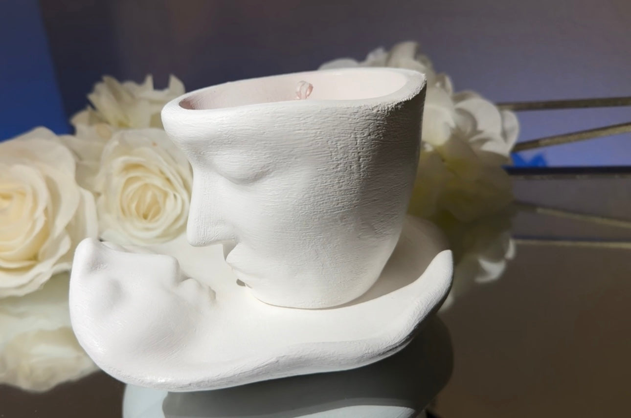 3D kissing Couple Candle Set | Romantic Gift ❤️