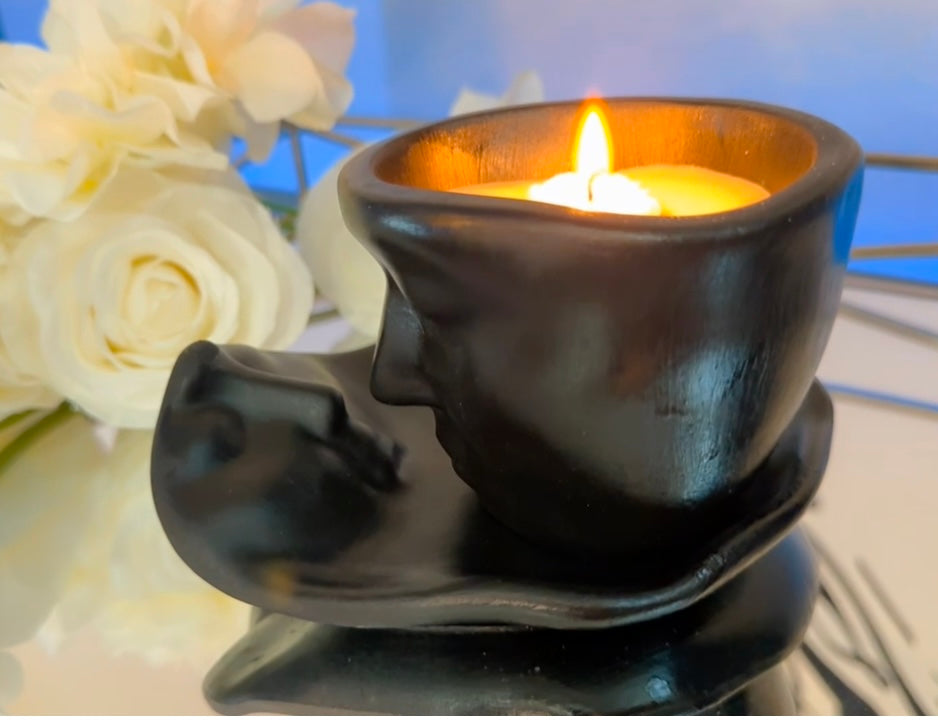 3D kissing Couple Candle Set | Romantic Gift ❤️